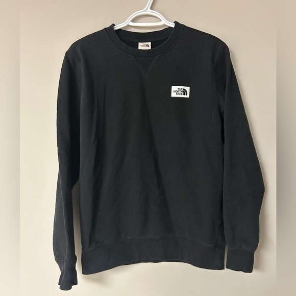 The North Face Patch Heritage Black Crewneck - Picture 1 of 5